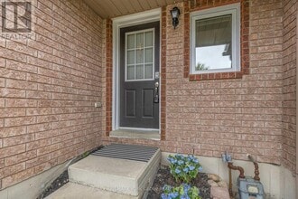 117 Nathan Crescent in Barrie, ON - Building Photo - Building Photo