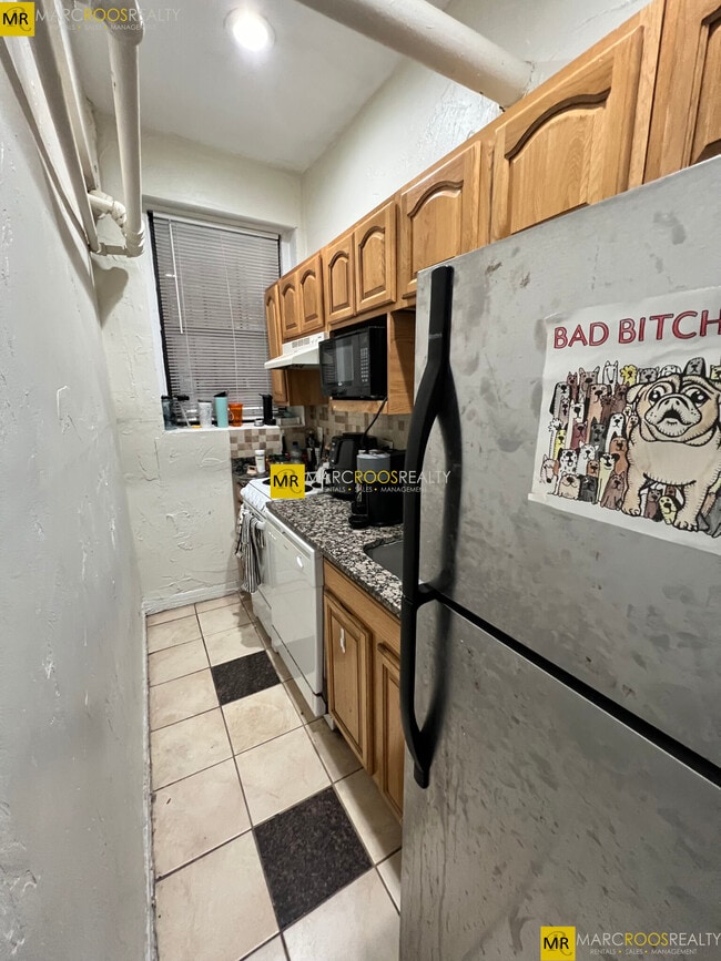 25 Saint Stephen St, Unit B2 in Boston, MA - Building Photo - Building Photo