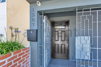 1387 Goettingen St in San Francisco, CA - Building Photo - Building Photo