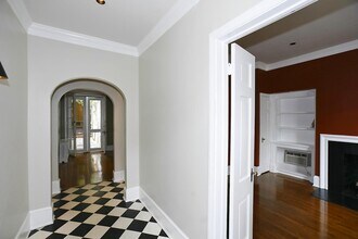 1530 33rd St NW in Washington, DC - Building Photo - Building Photo
