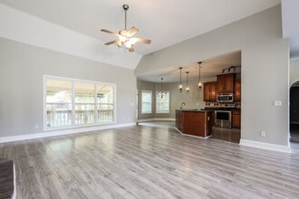 905 Vandiver Ct in Locust Grove, GA - Building Photo - Building Photo