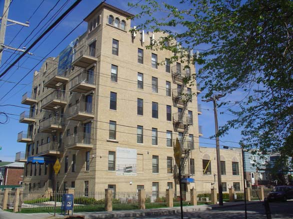 The Ocean Villa in Rockaway Park, NY - Building Photo - Building Photo