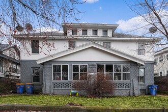 910 Worden St SE in Grand Rapids, MI - Building Photo - Building Photo