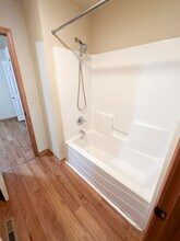 814 Oakbrook Pl in Manhattan, KS - Building Photo - Building Photo