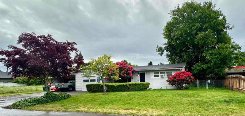 8207 NE 5th St in Vancouver, WA - Building Photo