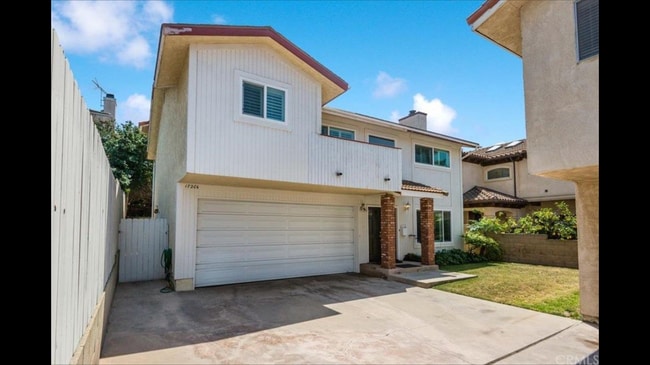 property at 1720-1722 Harriman Ln