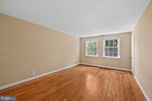 3441 S Stafford St in Arlington, VA - Building Photo