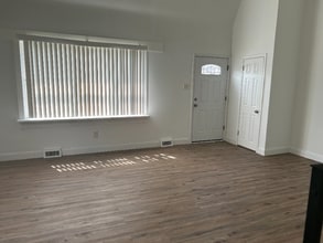 126 Fronefield Ave in Linwood, PA - Building Photo - Building Photo