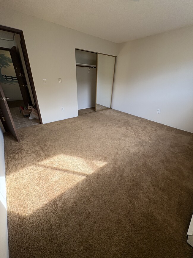 426 75th St SE, Unit 303 in Everett, WA - Foto de edificio - Building Photo