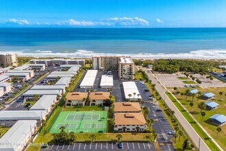 3060 N Atlantic Ave, Unit 209 in Cocoa Beach, FL - Building Photo - Building Photo