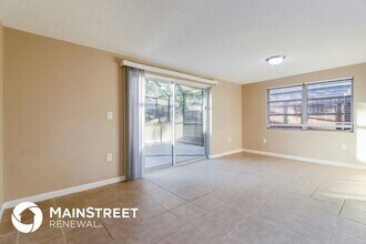 8653 Sabal Way in Port Richey, FL - Building Photo - Building Photo