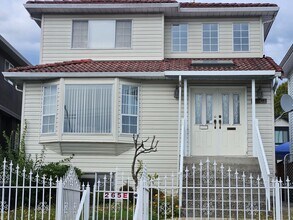 265 61st Av E in Vancouver, BC - Building Photo - Building Photo