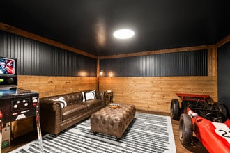 1009 Little Marrowbone Rd, Unit 1009  #b in Ashland City, TN - Foto de edificio - Building Photo