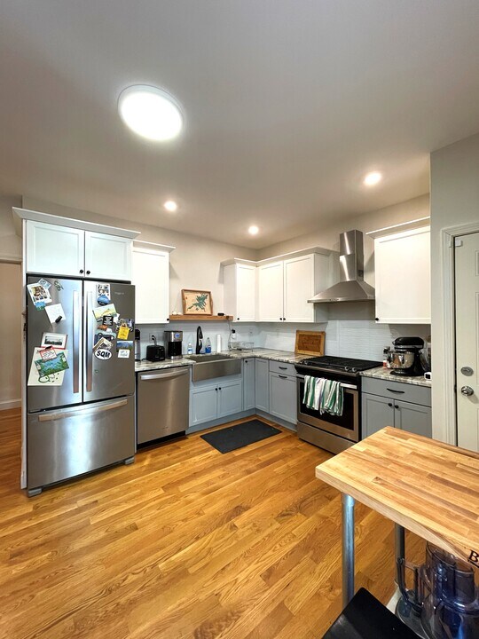 69 Boylston St in Boston, MA - Building Photo