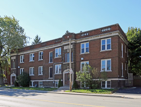 1394-1400 King St E in Hamilton, ON - Building Photo - Building Photo