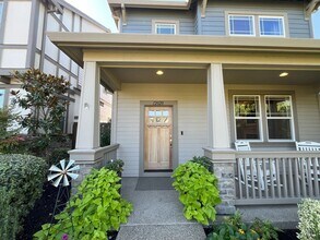 12020 SW Barber St in Wilsonville, OR - Building Photo - Building Photo
