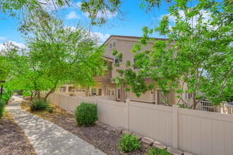 9156 Goose Lake Way in Las Vegas, NV - Building Photo - Building Photo
