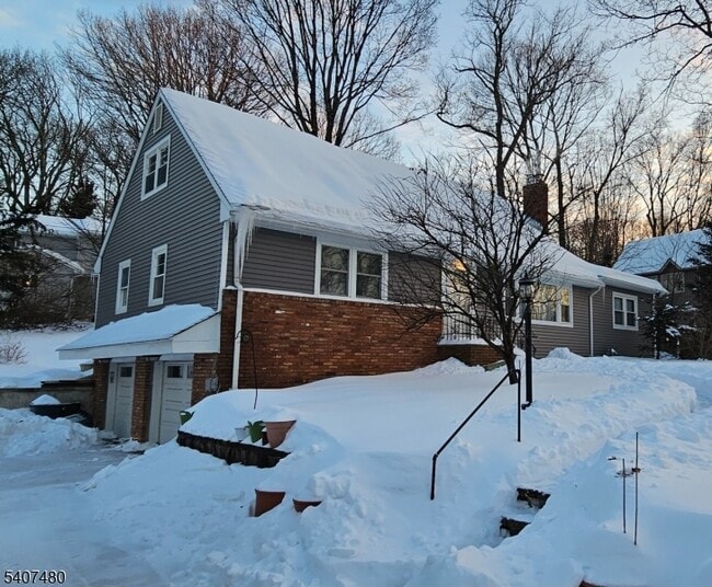 property at 49 Fayson Lakes Rd