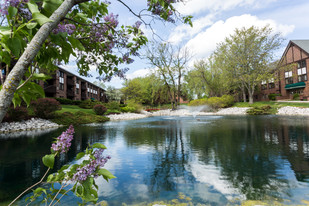 Foxcroft Apartments