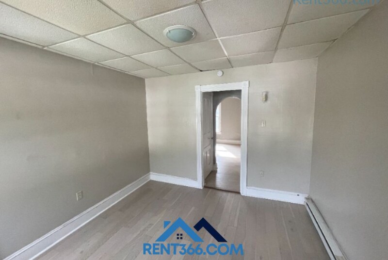 582 Sunbury St in Minersville, PA - Building Photo