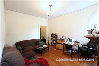 2 Ware St, Unit 105 in Cambridge, MA - Building Photo - Building Photo