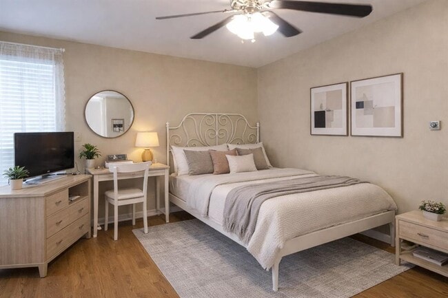 property at 1000 W 26th St
