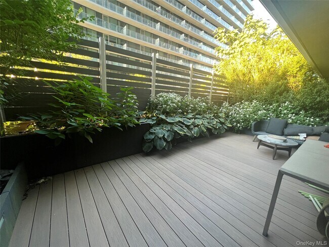 131-03-131-40 40th Rd in Queens, NY - Building Photo - Building Photo