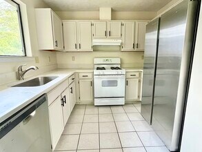 10770 Indian Village Dr in Alpharetta, GA - Building Photo - Building Photo
