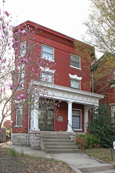 1503 S 3rd St in Louisville, KY - Foto de edificio