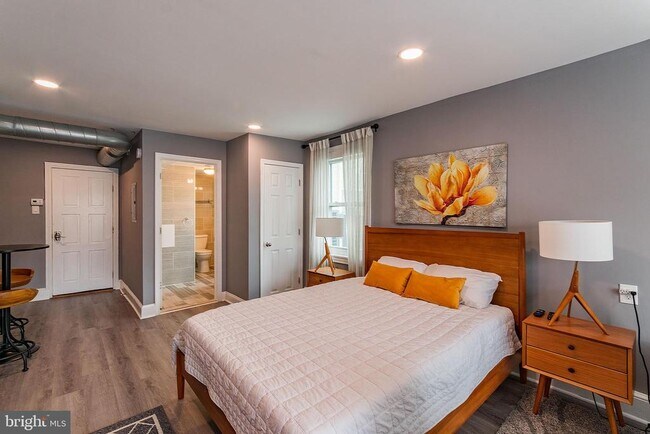 property at 1620 Mt Vernon St