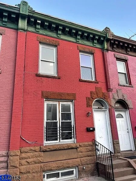 254 N 19th St in East Orange, NJ - Building Photo