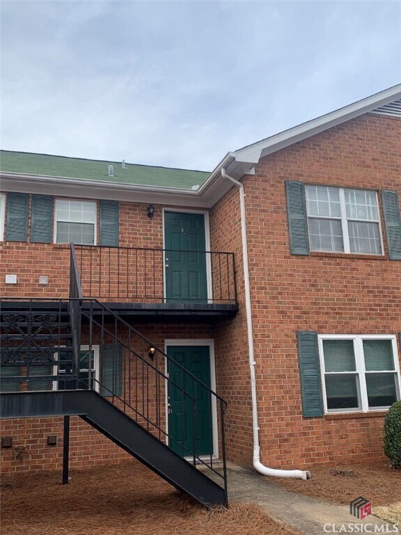 property at 2165 S Milledge Ave