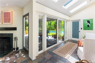 5655 Katherine Ave in Los Angeles, CA - Building Photo - Building Photo