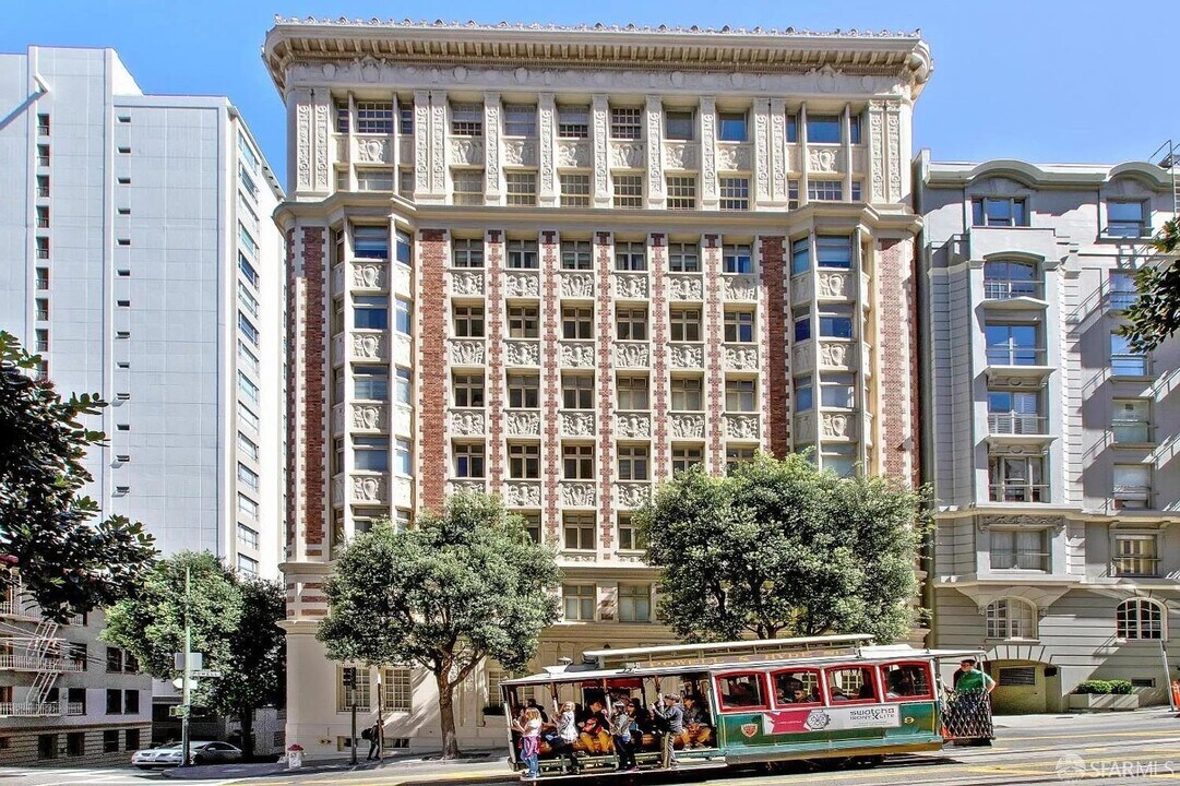 850 Powell St in San Francisco, CA - Building Photo