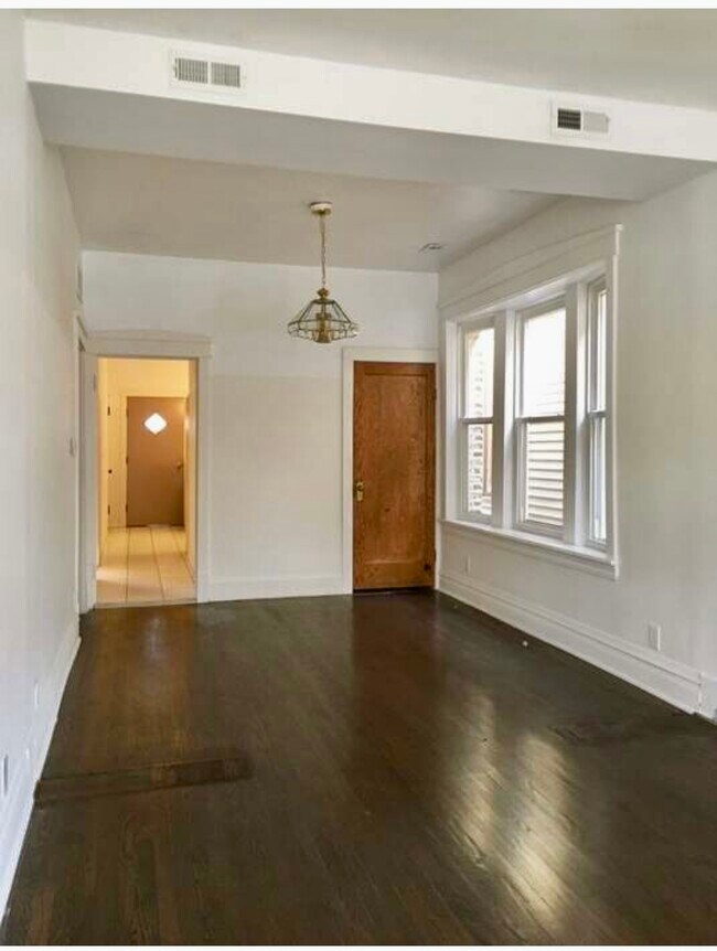 3811 N Whipple St in Chicago, IL - Building Photo - Building Photo