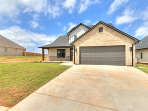 2309 Los Angeles Ave in Edmond, OK - Building Photo - Building Photo