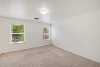 197 Peppergrass Cove in Kyle, TX - Building Photo - Building Photo