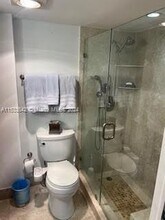 4301 Collins Ave-Unit -907 in Miami, FL - Building Photo - Building Photo