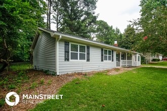 3075 Palomino Dr in Powder Springs, GA - Building Photo - Building Photo