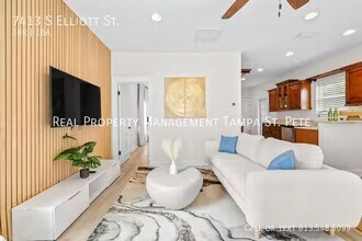 7413 S Elliott St in Tampa, FL - Building Photo - Building Photo