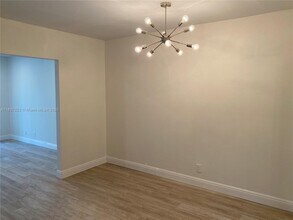 3119 Oakland Shores Dr in Oakland Park, FL - Building Photo - Building Photo