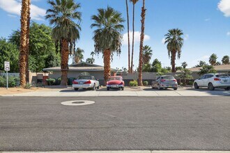 44440 Acacia Dr in Palm Desert, CA - Building Photo - Building Photo