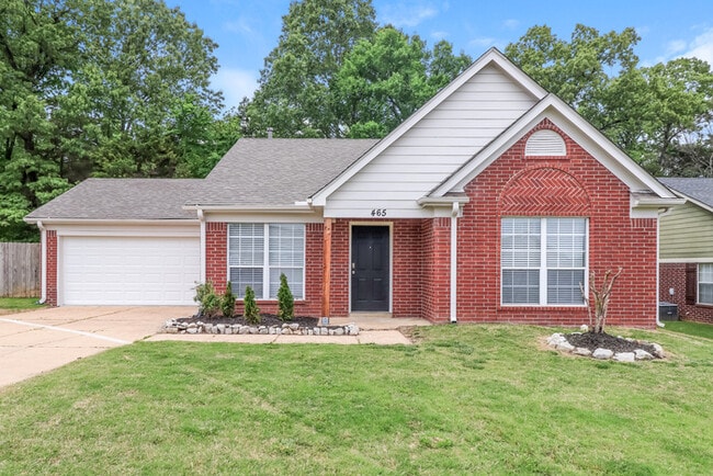 property at 465 Oakland Hills Dr