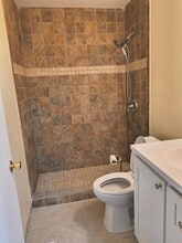 1355 Blair Ln, Unit 1713 in Hoffman Estates, IL - Building Photo - Building Photo