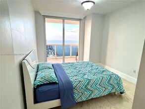 1830 S Ocean Dr, Unit 4611 in Hallandale Beach, FL - Building Photo - Building Photo