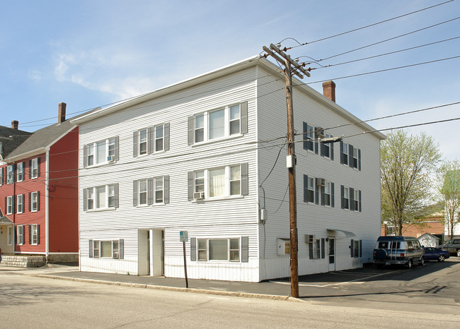 129 3rd St in Manchester, NH - Foto de edificio - Building Photo