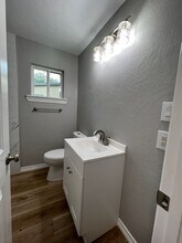 2613 SW B Ave in Lawton, OK - Foto de edificio - Building Photo