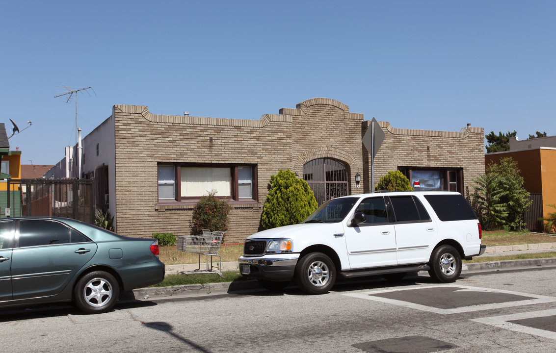 6712 Malabar St in Huntington Park, CA - Building Photo