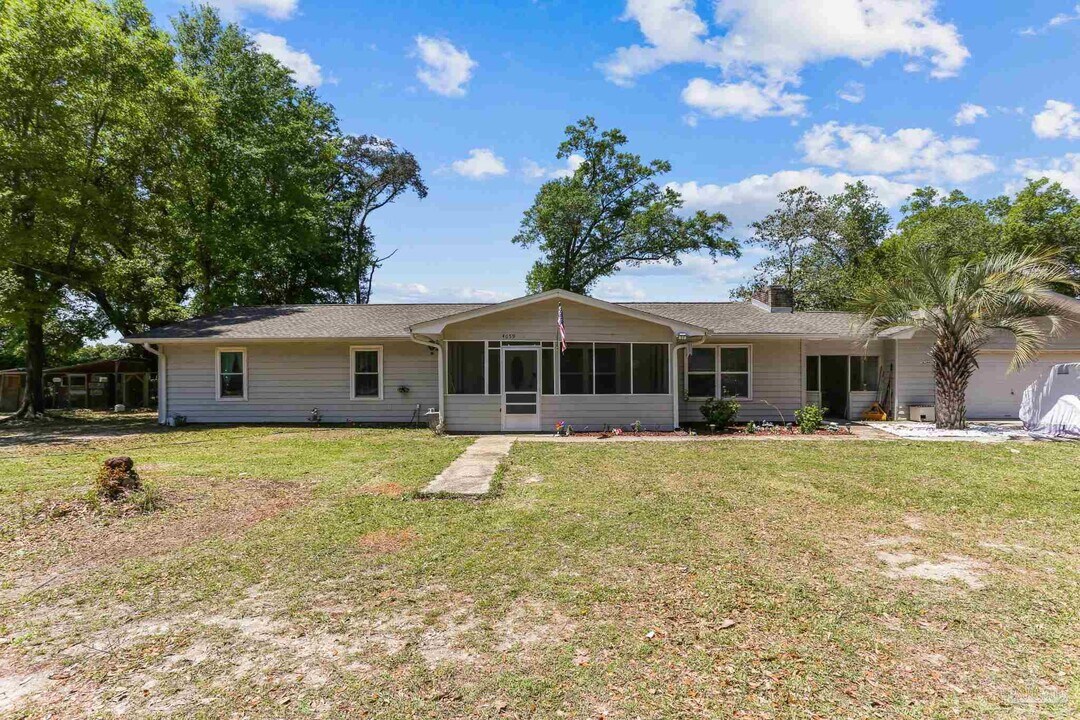 4659 Ephrem Ln in Pace, FL - Building Photo