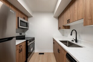 Eaton Residence in Eaton, IN - Building Photo